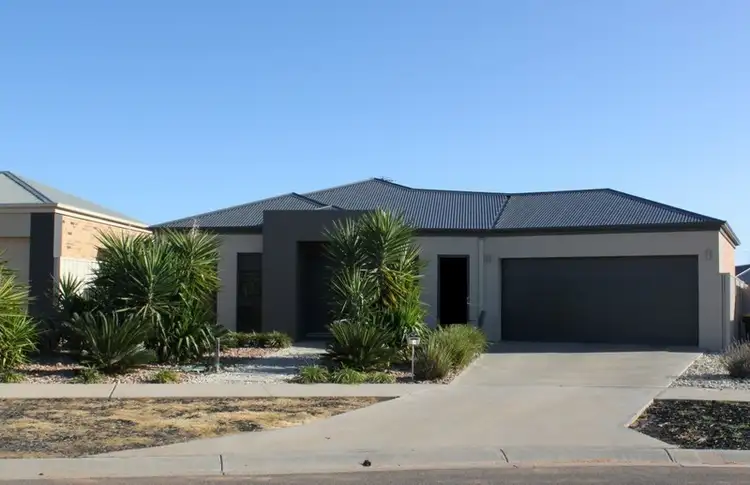 3 Renshinkan Court, Mildura VIC 3500