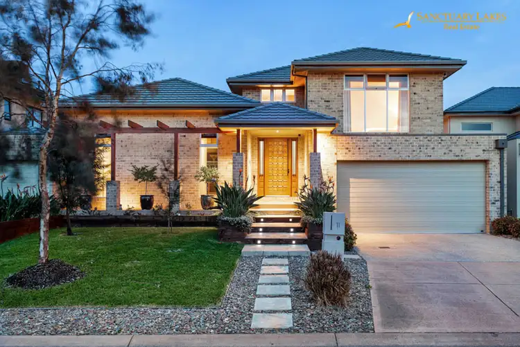 11 Brighton Bay View, Sanctuary Lakes VIC 3030