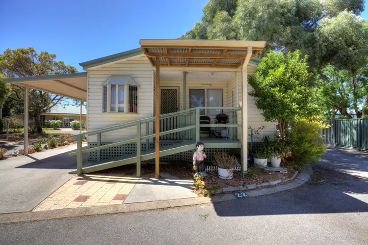 22/351 Hawtin Road, Forrestfield WA 6058