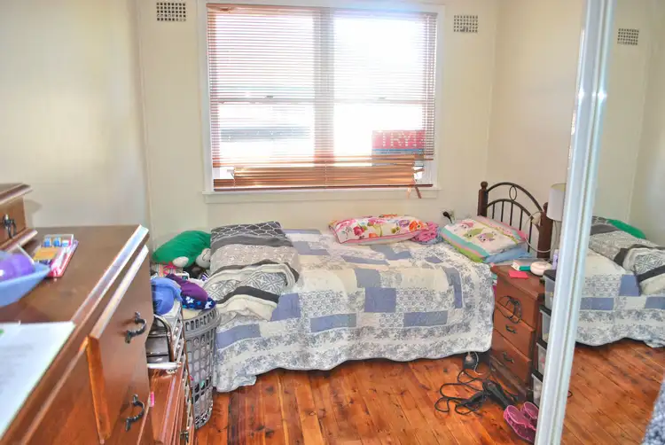 Sixth view of Homely house listing, 7 Hull Avenue, Lurnea NSW 2170