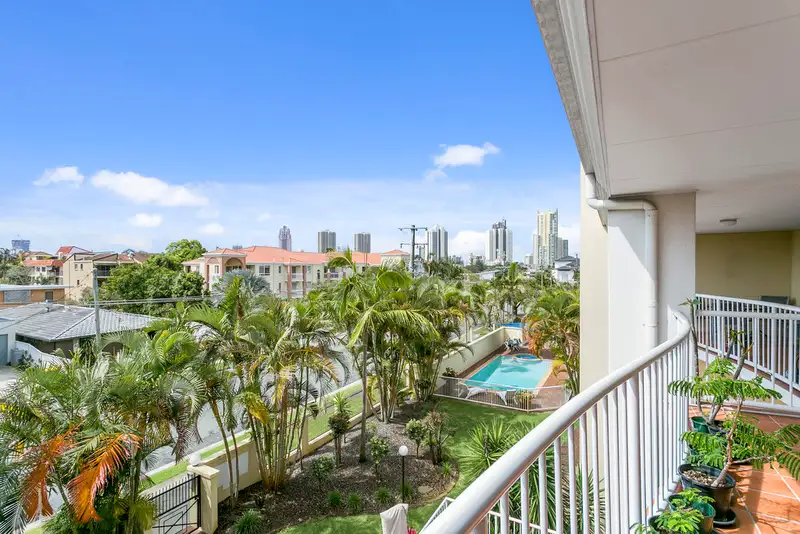 Main view of Homely unit listing, 21/8-12 Dalpura Street, Chevron Island QLD 4217