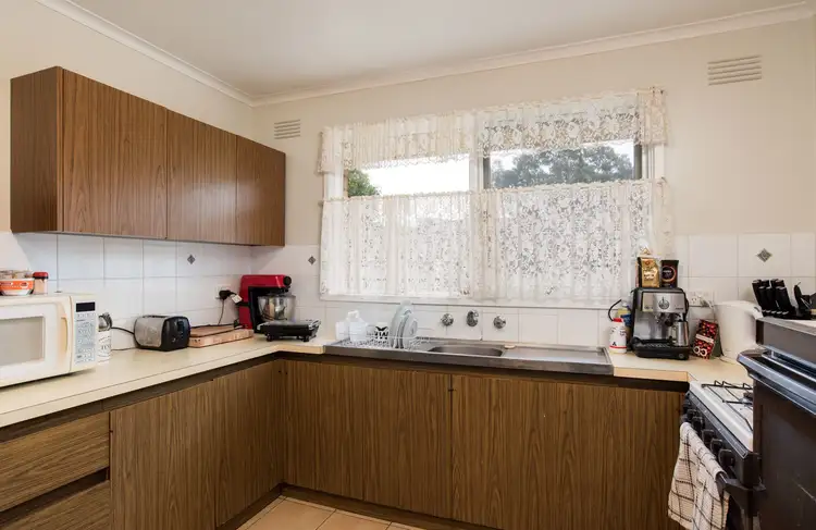 Fifth view of Homely house listing, 20 Dryden Concourse, Mooroolbark VIC 3138