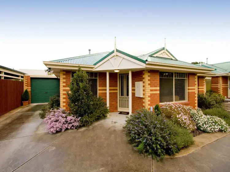 2/45 Kidgell Street, Lilydale VIC 3140