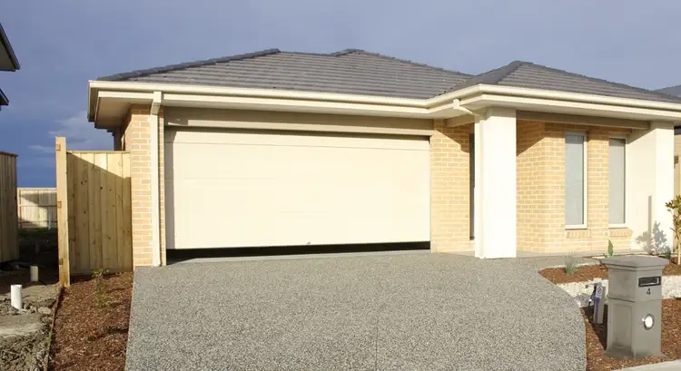 4 Red Brush Drive