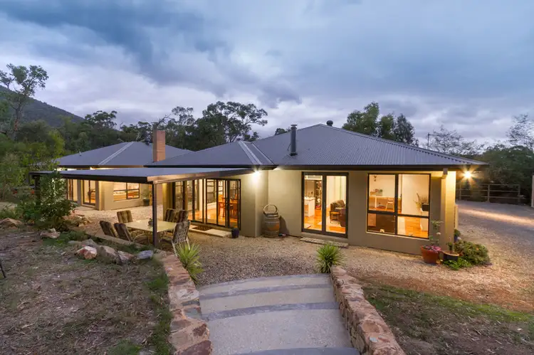 17 Juliet Avenue, Healesville VIC 3777