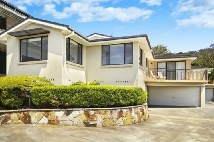 1/8 Couche Crescent, Koolewong NSW 2256