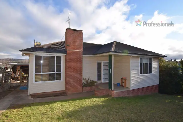 24 Hill Street, West Bathurst NSW 2795