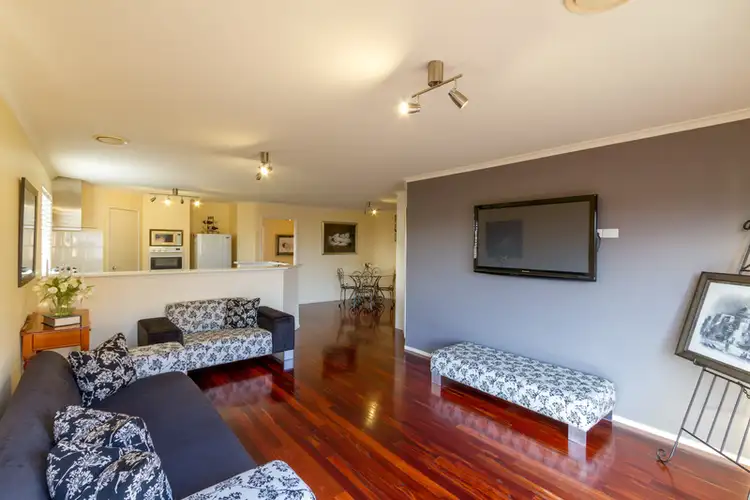 Sixth view of Homely house listing, 2 Tony Place, Mooroolbark VIC 3138