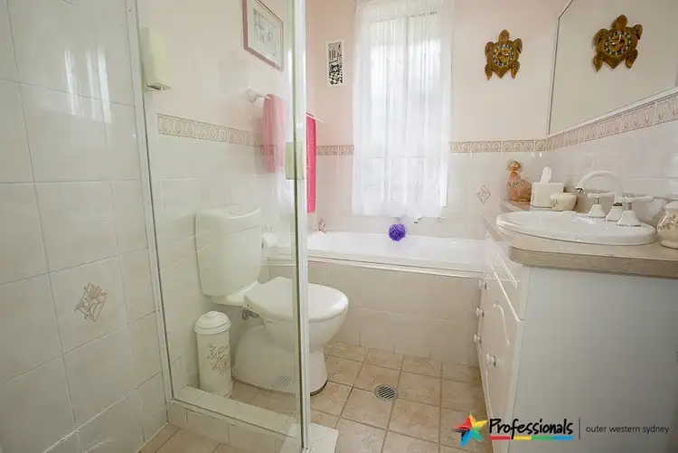 Sixth view of Homely house listing, 2 Seal Place, Tregear NSW 2770