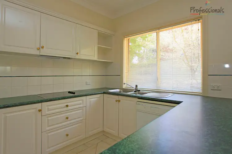 Fifth view of Homely house listing, 40 Southernview Drive, Albury NSW 2640