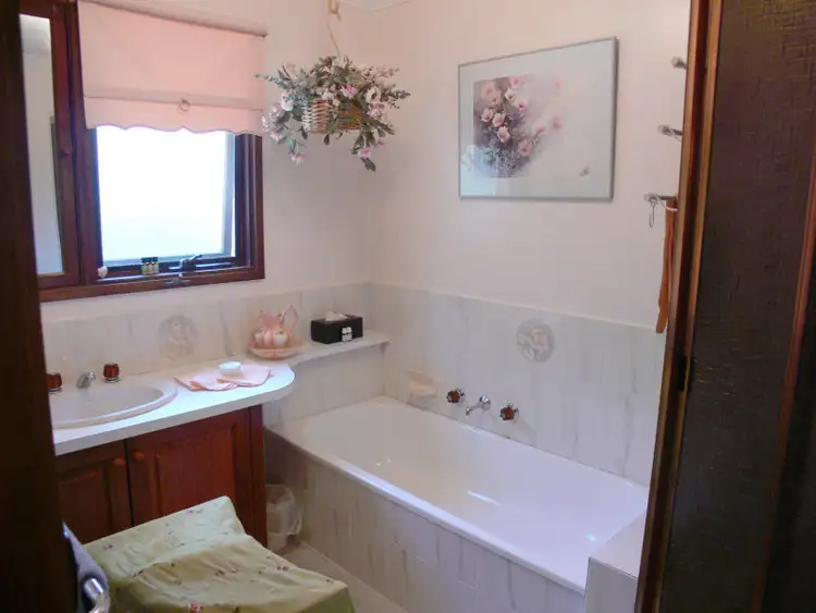 Fifth view of Homely house listing, 105 Yarra Road, Croydon Hills VIC 3136