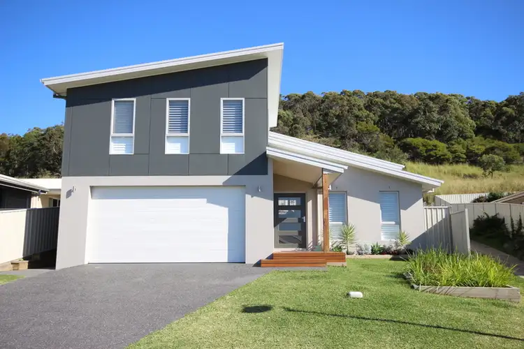 30 Wirrana Circuit, Forster NSW 2428