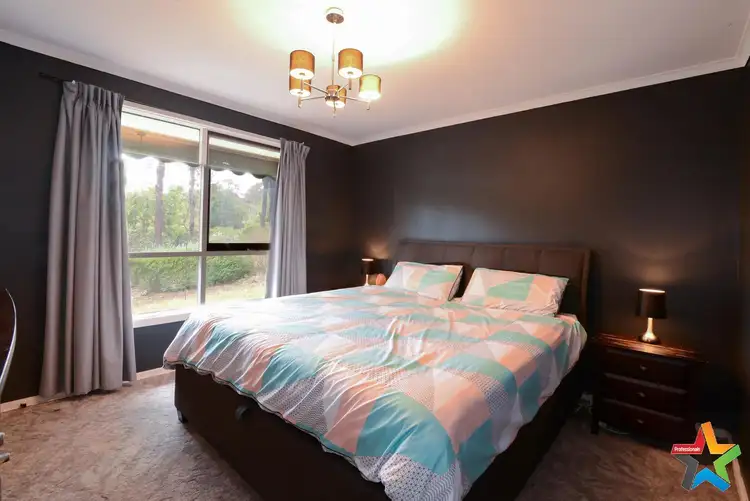 Sixth view of Homely house listing, 16 Tarhilla Drive, Launching Place VIC 3139