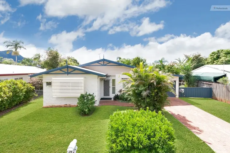 28 Resolution Drive, Bentley Park QLD 4869