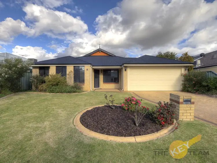 18 Upwood Circle, High Wycombe WA 6057