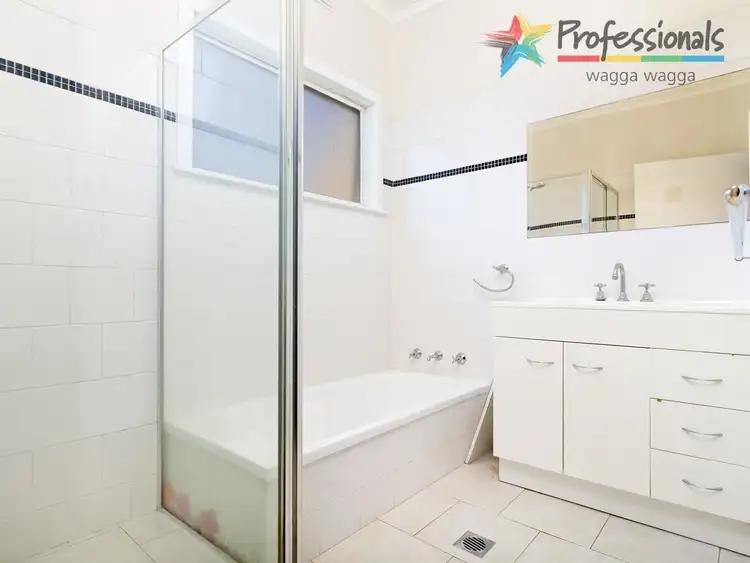 Fifth view of Homely house listing, 9 Koora Place, Wagga Wagga NSW 2650