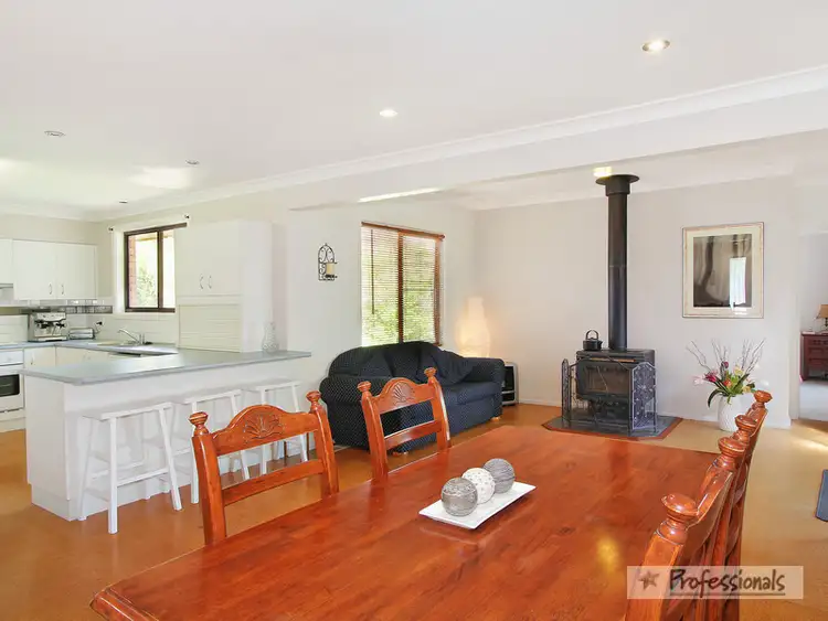 Fifth view of Homely house listing, 10 Joan Place, Armidale NSW 2350
