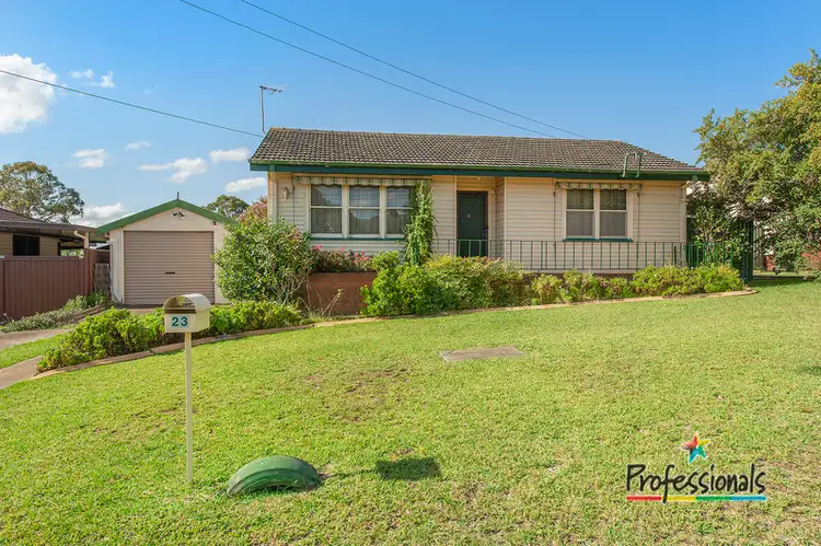 23 Simpson Avenue, Casula NSW 2170