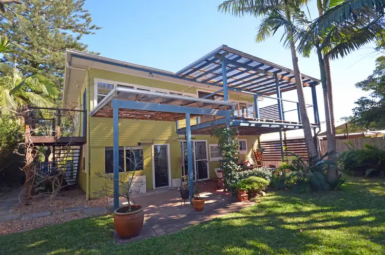 8 Coral Street, North Haven NSW 2443