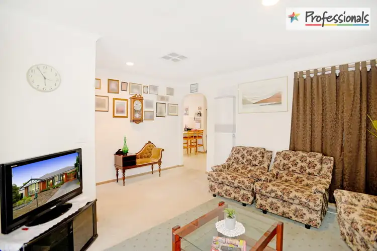 Sixth view of Homely house listing, 5 Barley Court, Delahey VIC 3037
