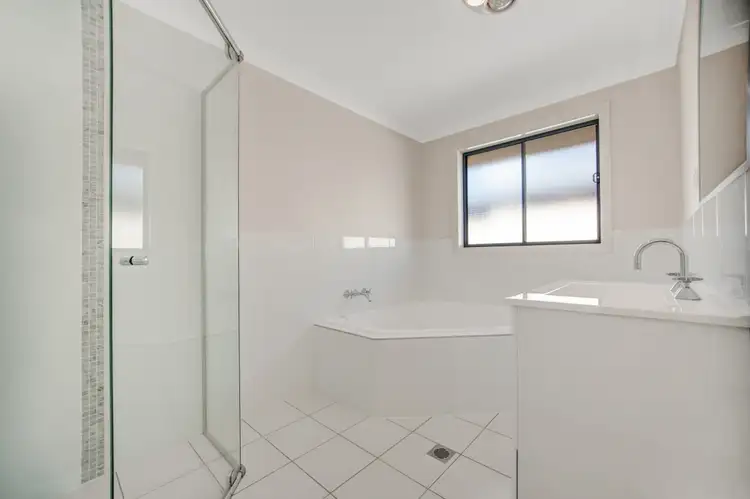 Fifth view of Homely house listing, 1/23 Stanton Drive, Raworth NSW 2321