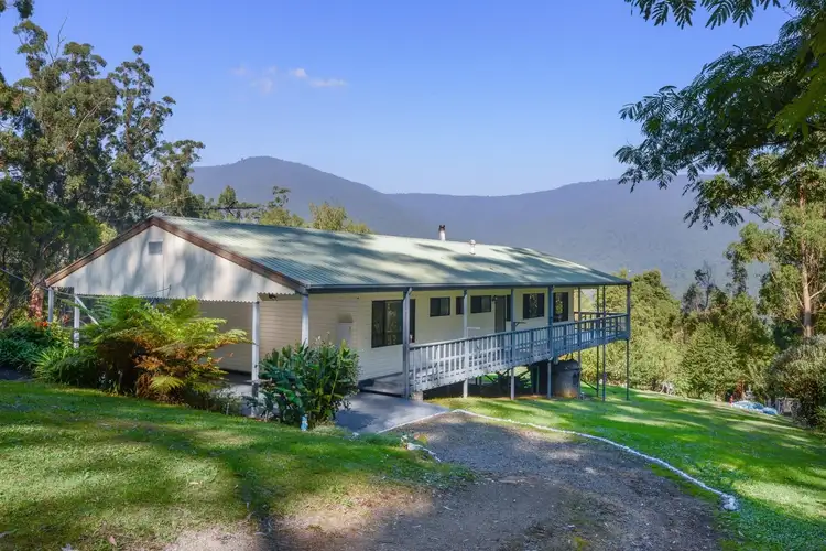 30 Louis Avenue, Warburton VIC 3799