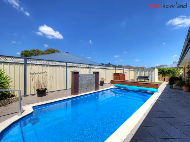 13 Glastonbury Way, Wattle Grove WA 6107