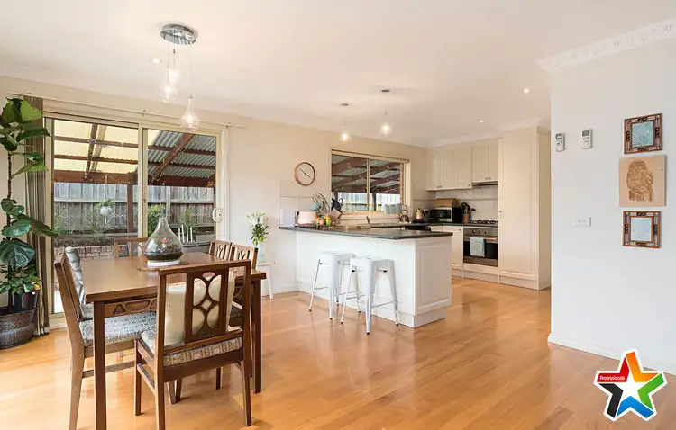 Third view of Homely house listing, 6 Farrell Avenue, Yarra Glen VIC 3775