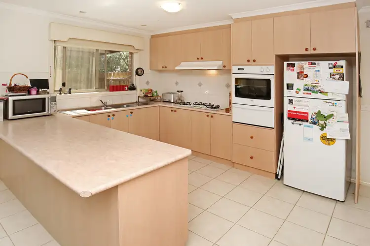 Fourth view of Homely house listing, 1/27 Brindalee Way, Hillside VIC 3037