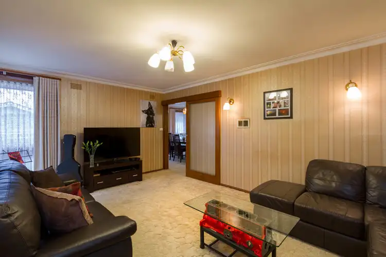 Second view of Homely house listing, 7 Currawa Drive, Boronia VIC 3155