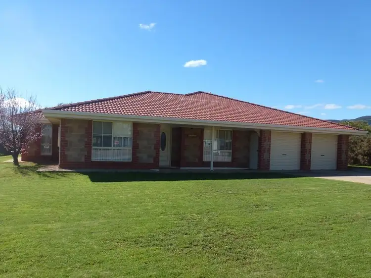 26 Oaks Road, Napperby SA 5540