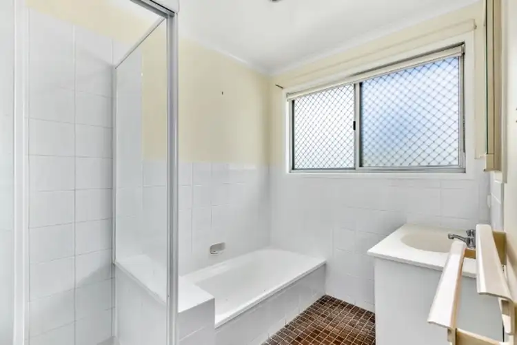 Fifth view of Homely house listing, 2 Pilgrim Place, Southport QLD 4215