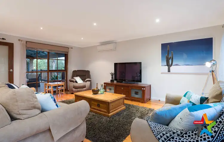 Second view of Homely house listing, 8 Songbird Avenue, Chirnside Park VIC 3116