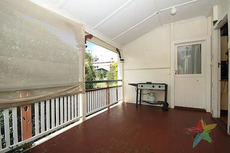 Fifth view of Homely house listing, 2 Thorn Lane, Ipswich QLD 4305