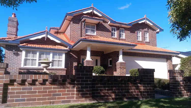 17 Burragate Crescent, Prestons NSW 2170
