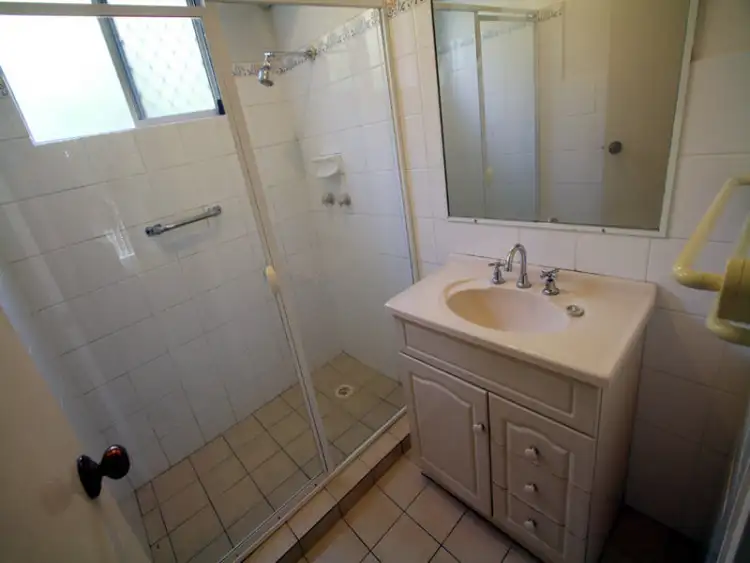 Third view of Homely apartment listing, 2/21 Heath St, Southport QLD 4215