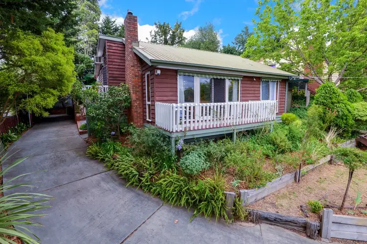 1 Alan Grove, Woori Yallock VIC 3139