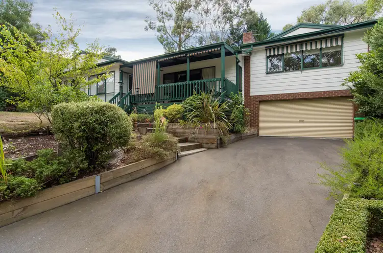 34 Bourke Street, Mount Evelyn VIC 3796