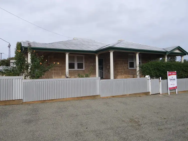 9 First Street, Wirrabara SA 5481