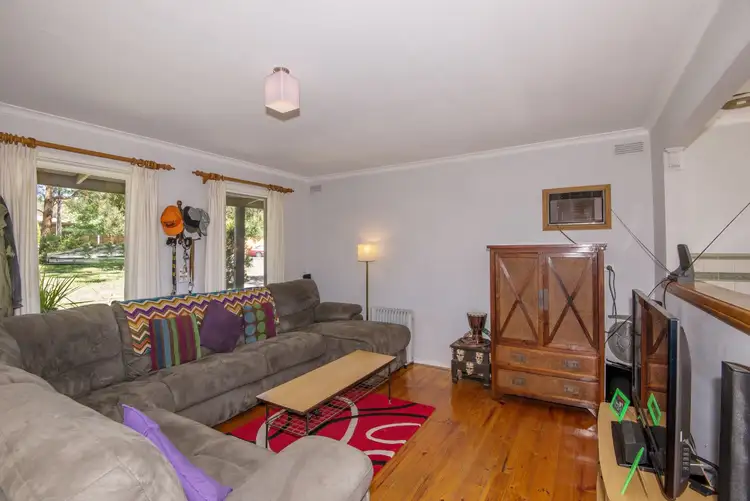Second view of Homely house listing, 3 Ridge Court, Launching Place VIC 3139