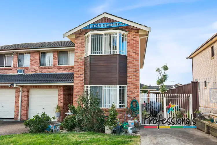2/6 Aintree Close, Casula NSW 2170