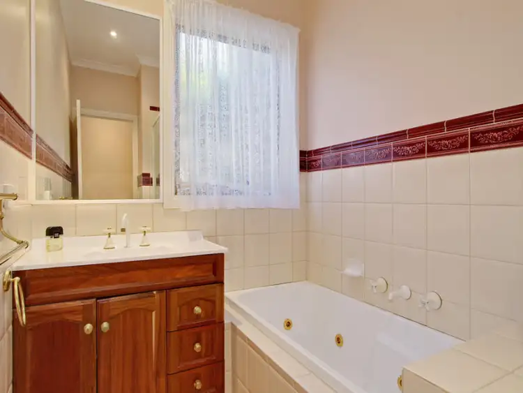 Sixth view of Homely unit listing, 1/6 Wordsworth Street, Mooroolbark VIC 3138