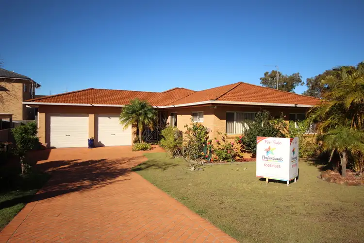 11 Short Street, Tuncurry NSW 2428