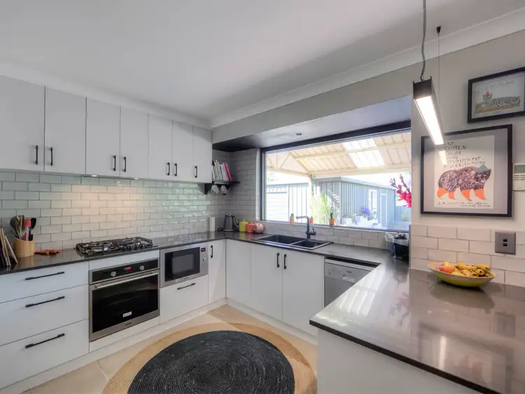 20 Redfox Crescent, Huntingdale WA 6110