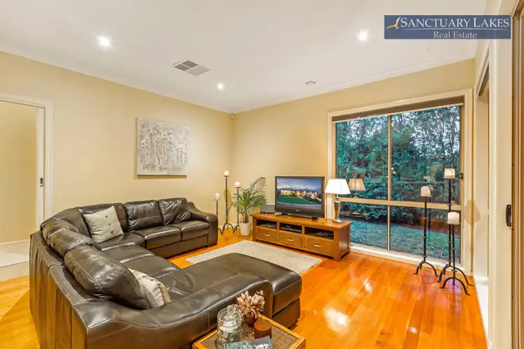 Fourth view of Homely house listing, 10 Peppercorn Court, Sanctuary Lakes VIC 3030