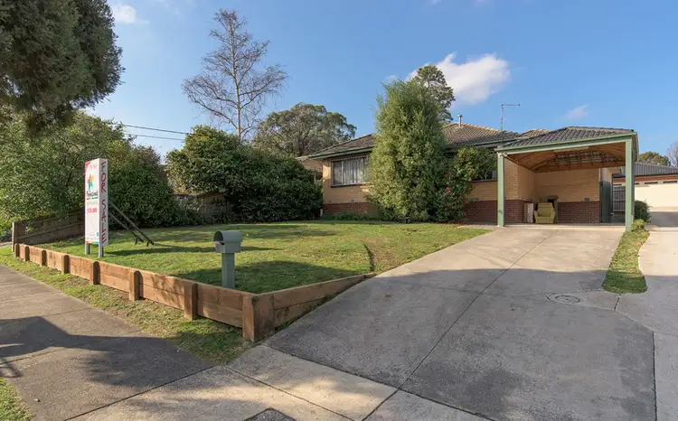 18 Mountfield Road, Kilsyth VIC 3137