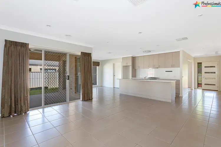 Fifth view of Homely house listing, 27 Caraway Street, Baranduda VIC 3691
