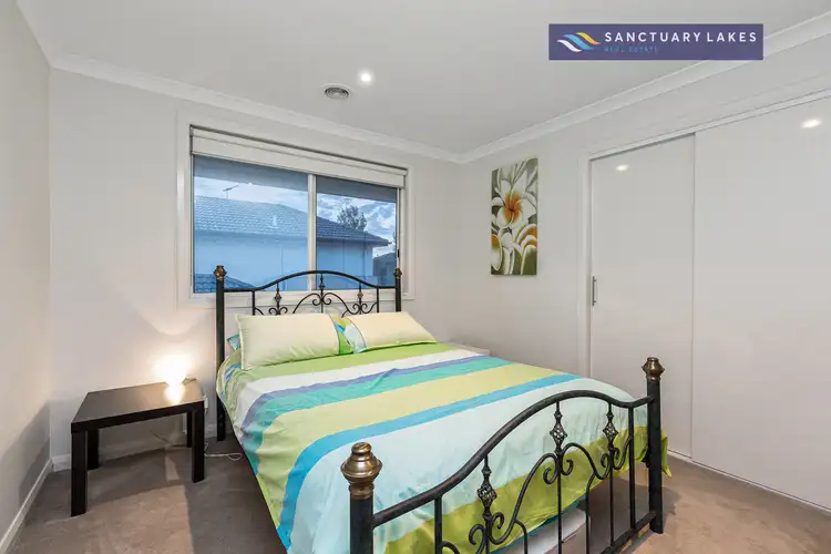 Fifth view of Homely townhouse listing, 5 Montclair Street, Sanctuary Lakes VIC 3030