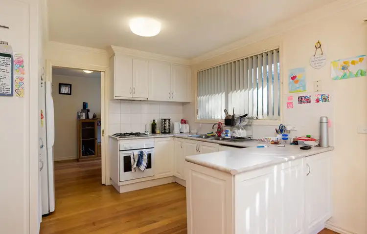 Fifth view of Homely unit listing, 2/9-11 Zealandia Road, Croydon VIC 3136