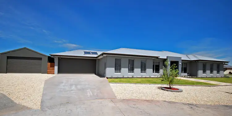9 Brambuck Avenue, Kialla VIC 3631
